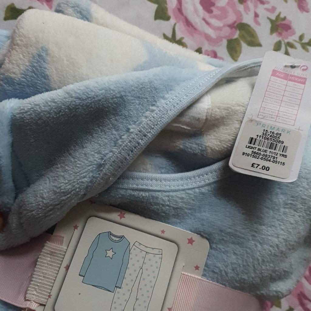 BNWT Primark
Girl's Warm Winter Nighties (Top & Trousers)
Age 11-12 years
Collection Only