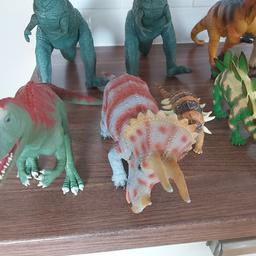 Heavy duty dinosaurs of various species