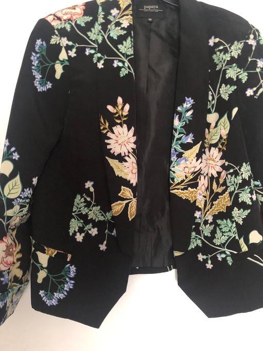 Buy & Sell Barking and Dagenham Dagenham - RM9 - Photos for Black floral blazer