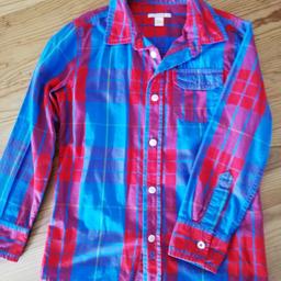 Verkaufe sehr gut erhaltenes Hemd von Esprit! Rot/Blau kariert, wenig getragen!
Keine Löcher oder Flecken!
Größe :116 /122
Nichtraucherhaushalt!