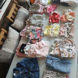 (37 items in total)
literally just over £1 per item bargain
denim jacket
a pair of jeans(River Island)
leggings
tops
jumpsuits
3-pieces & 2pieces(couple wears)
dresses
hats
cardigans
mainly h&m items
couple river island& next
smoke &pet free home
clean good excellent condition
minimal wear