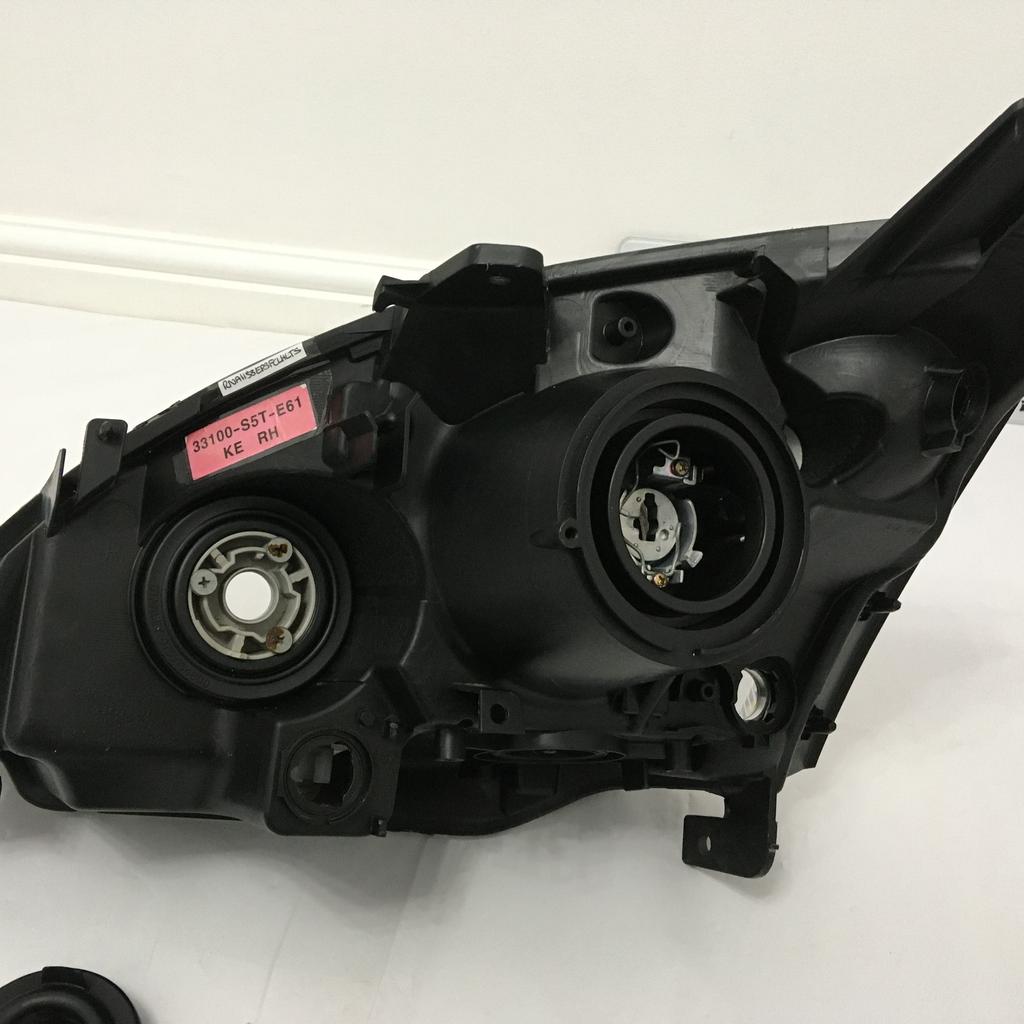 Honda Civic Type R EP3 Headlights OEM in Oadby and Wigston for £180.00