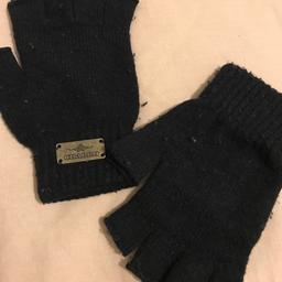 Guanti di lana senza dita taglia unica unisex color nero marca CHARRO