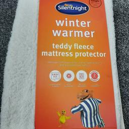 Brand new
Teddy Fleece Mattress Protector
Size single
can post if postage is paid