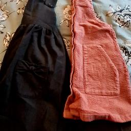 1 school pinafore in grey
1 pink cord pinafore
both sz 7
both used
Good condition
