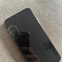 front and back screen is cracked. The phone still works perfectly fine, i just upgraded. I got this phone brand new last January.
i think it’s unlocked but not 100% i used a vodafone sim card.
£80 no offers
no charger or box