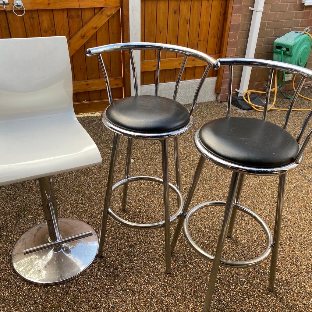Free Bar Stools in PR2 Preston für gratis zum Verkauf | Shpock DE