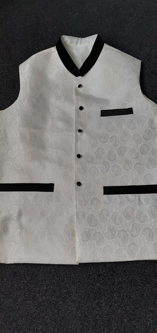 Buy & Sell West Yorkshire Kirklees - Photos for mens cream waistcoat.