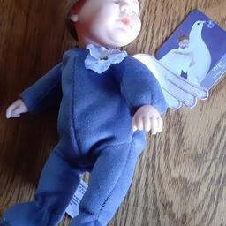 Biete neue Anne Geddes Puppe an sind noch mehr da 
Versand möglich 
keine Paypal zahlung möglich
