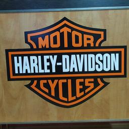 Verkaufe eineNeuwertige Harley Davidson Platte mit Eisenumrandung zum anschrauben etc.
ca 95 x 60cm
Abholung in Henndorf od Braunau möglich !