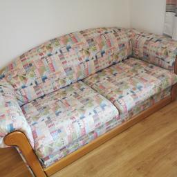 Verschenke neuwertiges Sofa aus einem Nichtraucherhaushalt. Richt- Maße:L=ca. 1,60 m B=ca 0.90 m