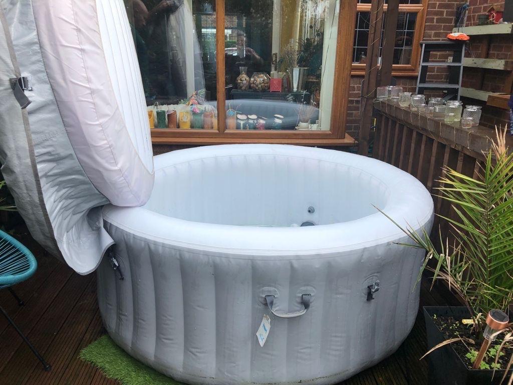 Lazy spa St Lucia hot tub in M44 Salford für 100,00 £ zum Verkauf