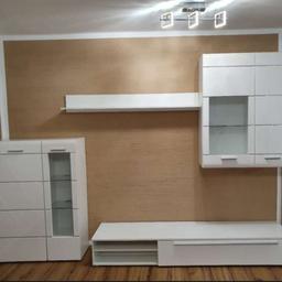 Schöne Wohnwand Farbe weiß mit Swarovski Elementen um 99 €zu verkaufen