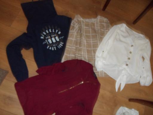 Buy & Sell Greater Manchester Manchester - Photos for 4 LADIES TOPS SIZE8