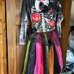 Dress with mask age 11/12