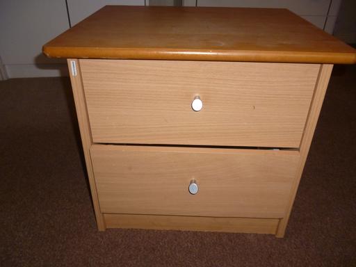 Buy & Sell Essex Basildon - Photos for Bedside Table/ Bedside Cabinet/ Bedside Unit