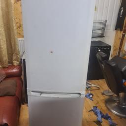 This is hotpoint fridge freezer used but good condition cheepest price now quick  sale  (£59 including delivery in Bradford)