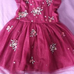 baby girls dress. size 6-9 months. Has only been work once. excellent condition.