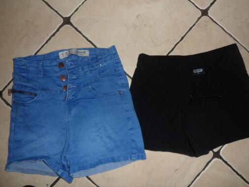 Buy & Sell Greater Manchester Oldham - Photos for 2 PAIRS OF LADIES SHORTS SIZE10