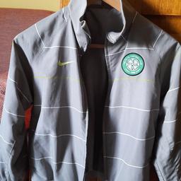 Giacca Nike del Celtic FC taglia 10/12 anni perfette condizioni