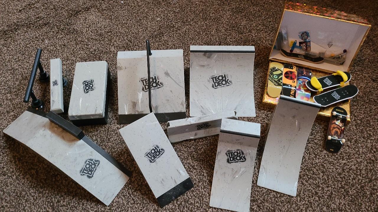 Tech Deck Ramps & Skate Boards in DY5 Dudley für 25,00 £ zum Verkauf ...