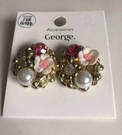 Buy & Sell Leicestershire Leicester - Photos for Statement flower earrings