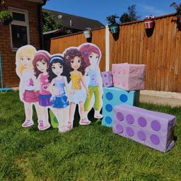 Lego friends cut out of all the 5 characters. very good addition to children's bedroom, party display, as photo prop.
measures 100 x 100 cm
made from fibre board( hard board used for furniture backing, flooring). sturdy .
*boxes not included.