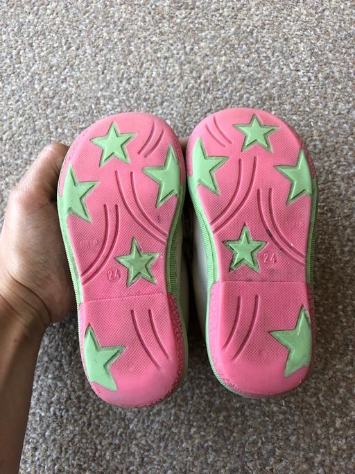 Buy & Sell Worcestershire Worcester - Photos for Leather girl’s shoes 6.5