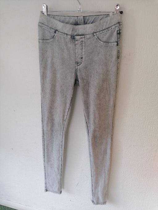 Buy & Sell Essex Epping Forest - Photos for H&M Jeggings