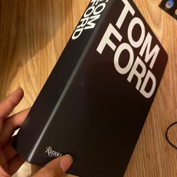 Tom ford hollow decoration book

Does not open it is a fake book 