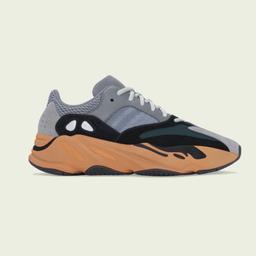Yeezy Boost 700 Wash Orange
Size 8 UK 

Confirmed Adidas order
POP in pictures 

Once arrived these will be shipped out double boxed. 
Collection available.