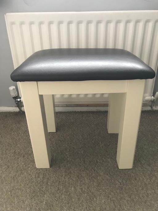 Buy & Sell West Midlands Birmingham - Photos for New packed dressing stool £45.00 packed