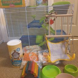 Good condition large hamster cage 3 floors. everything in picture included.
collect whinmoor