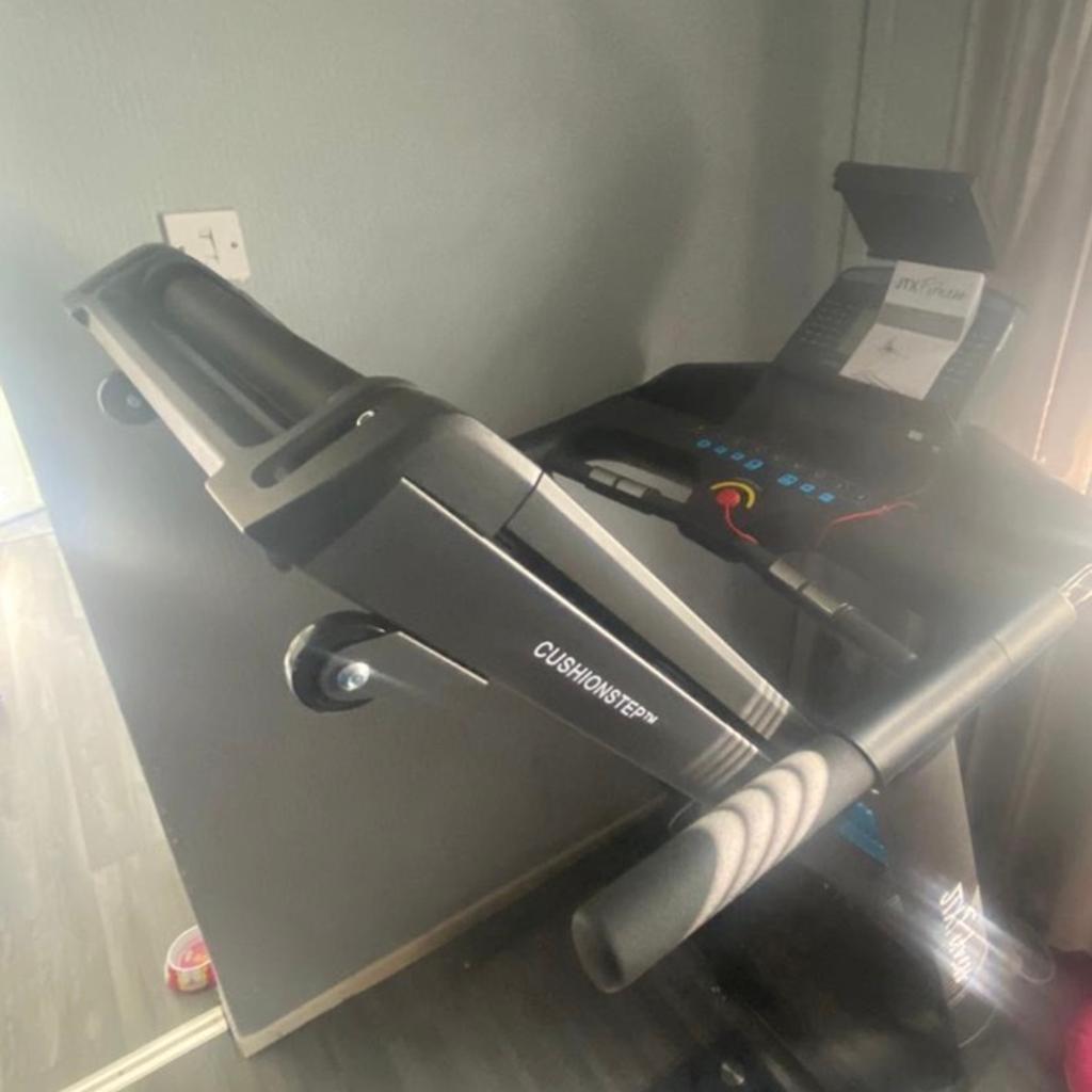 JTX sprint 5 treadmill in S30 Metropolitan Borough of Rotherham für £