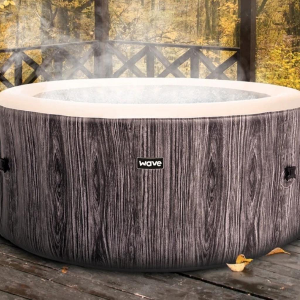 wave hot tub and accessories in Doncaster für £ 200,00 zum Verkauf