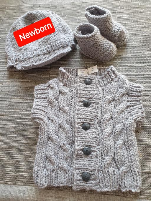 Buy & Sell West Midlands Solihull - Photos for Knitted Aran Waistcoat Cap Boots Silver Grey