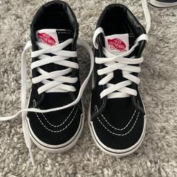 Toddler vans in size uk 7.
Excellent condition as not worn many times.
Bought for £37.00

Collection from Harborne or postal delivery available. 

All items come from a smoke and pet free home :)