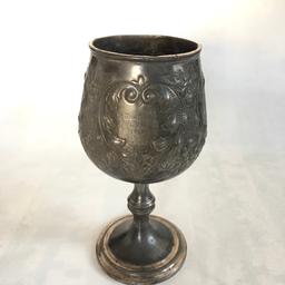 Vintage P.R AWLINSON L.P.H.1909s SHEFFIELD Cup.Superior Electrio Silver Plate,
Large size: ( D )11 cm, ( H ) 20.5 cm
Fair.