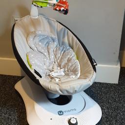 4moms rockaroo baby chair.
Good working condition. Comes complete with power lead, toy mobile and aux cable. Also comes with 4moms newborn insert.
From smoke and pet free home.
Collection from walthamstow East London.
Thanks