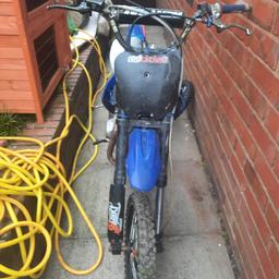 hi I'm selling my 140cc pit bike works and runs as shud just don't realy go on it any more £300 ono