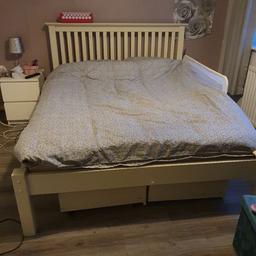 Very good condition!!

Off white Julian Bowen King size bed frame with 4 under storage draws.

Some of the wheels have come off of some of the draws but can be replaced easily.

Collection only SL1.