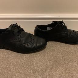 Clarks black size 5 lace up school shoes