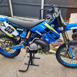 Fully running comes with all the gear it starts first kick hot or cold it's bit boggy in 1st an second gear an could do with new back box as I fitted the 1 I had open to swapz full sus Mountain bike pluss cash my way.needs new clutch slave £90 from Tmuk