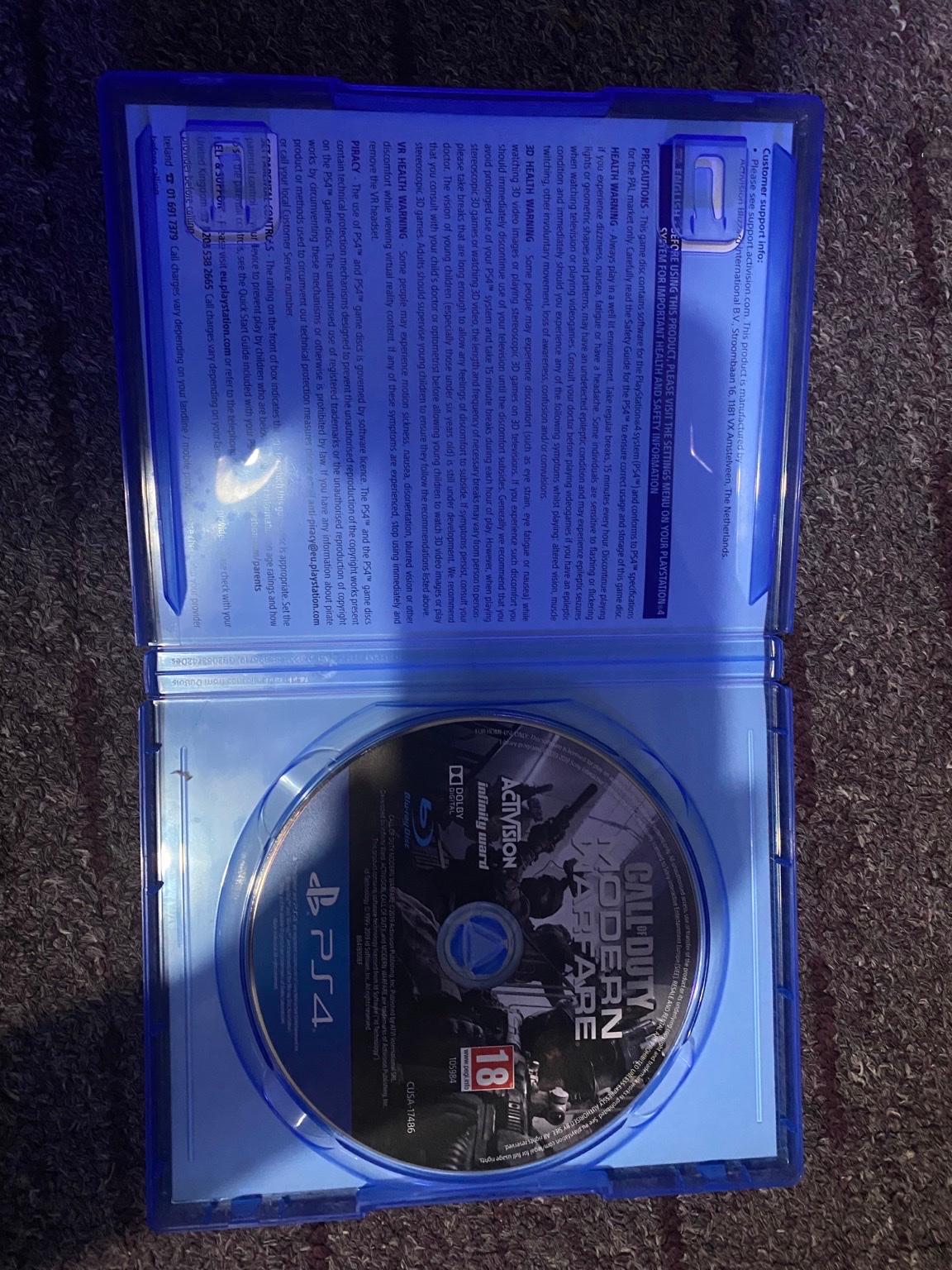 Call of duty modern warfare in WS1 Walsall für £ 15,00 zum Verkauf