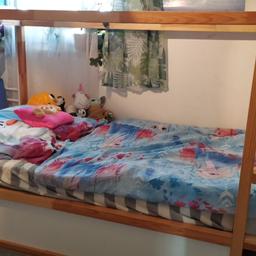 Bieten hier ein kaum. Genutztes Kura Bett von Ikea.
Wird am Wochenende abgebaut. Oder auf Wunsch auch früher möglich.