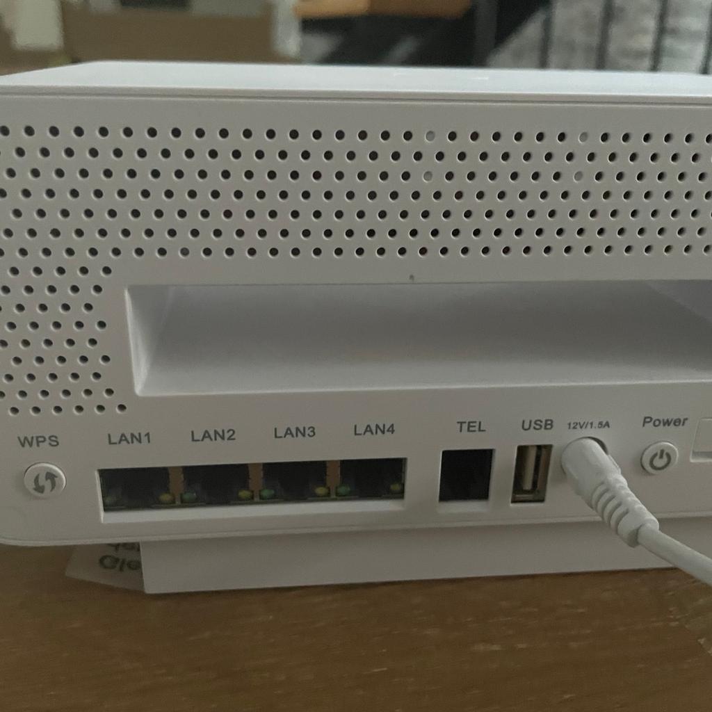 WLAN 3fach LAN Cube/Router DREI Neo in 6404 Gemeinde Polling
