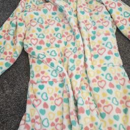 7-8 dressing gown