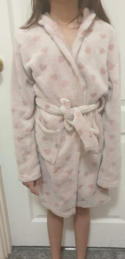 Buy & Sell Essex Thurrock - Essex - Photos for Bathrobe 9-10 years old