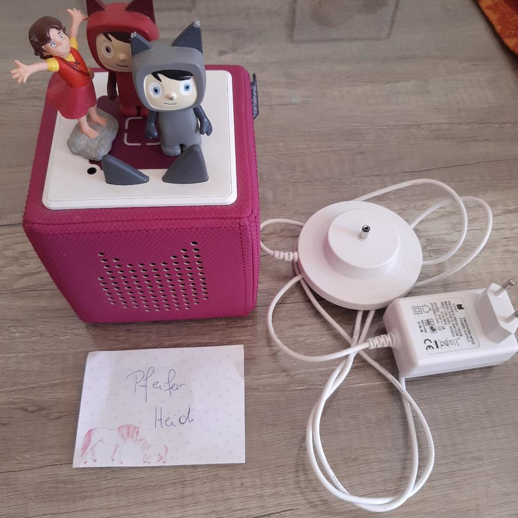 Toniebox in Beere mit 3 Tonies in 8265 Hartl für € 60,00 zum Verkauf Shpock AT