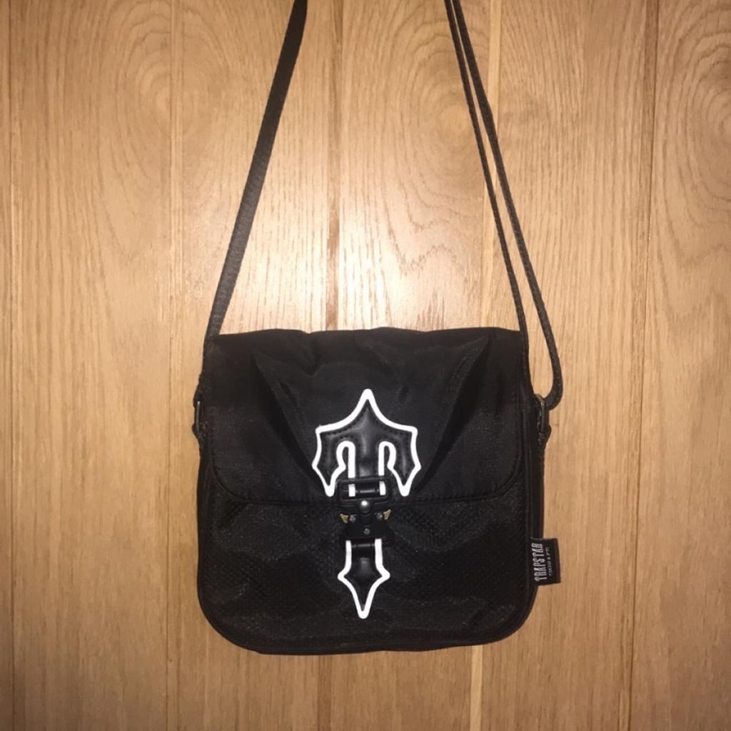 Trapstar Irongate SideBag in BR2 Bromley für £ 80,00 zum Verkauf
